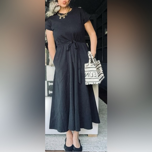 Celine Black and White Small Tote with Textured Design - Picture 13 of 13